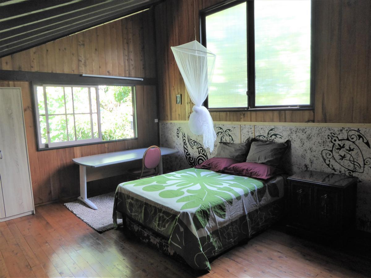 Comfortable Maison Papetoai Exterior photo